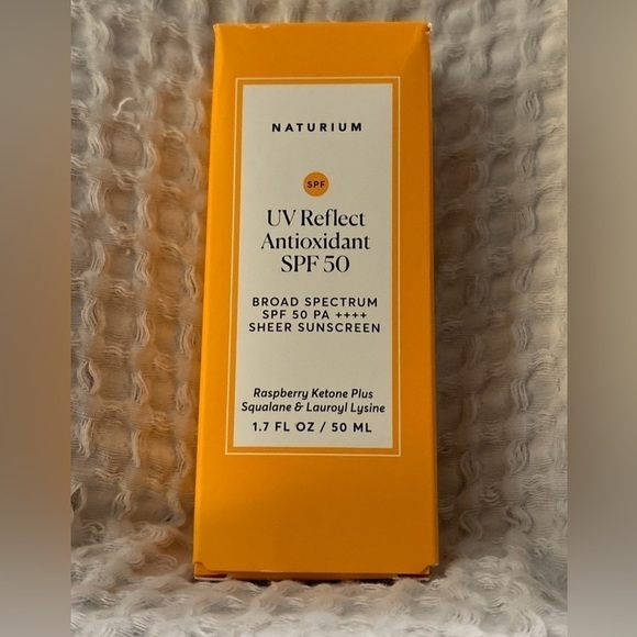 Naturium UV Reflect Broad Spectrum Sunscreen - SPF 50 - 1.7 fl oz- Exp 09/2025‎ - Picture 1 of 4